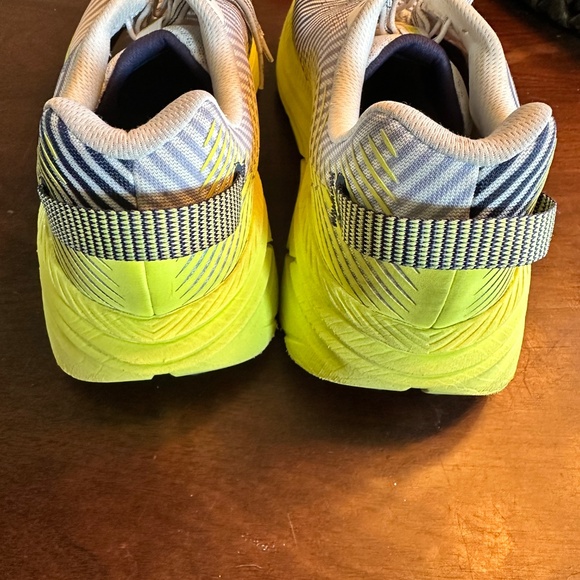 Hoka Rincon - Picture 4 of 5